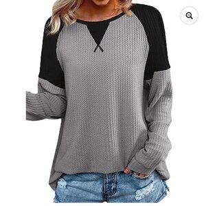 Crew neck knit shirt